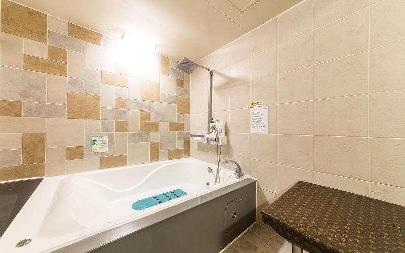 Hwaseong Wolmun Lavender Onchen Hotel image