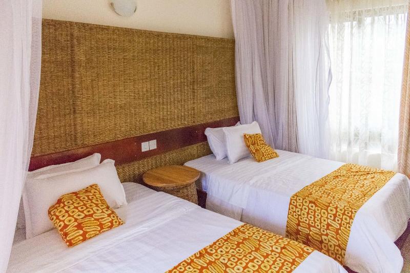 Tooro Fairway Hotel image