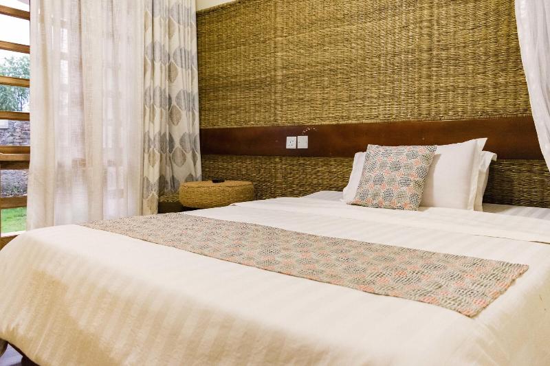 Tooro Fairway Hotel image