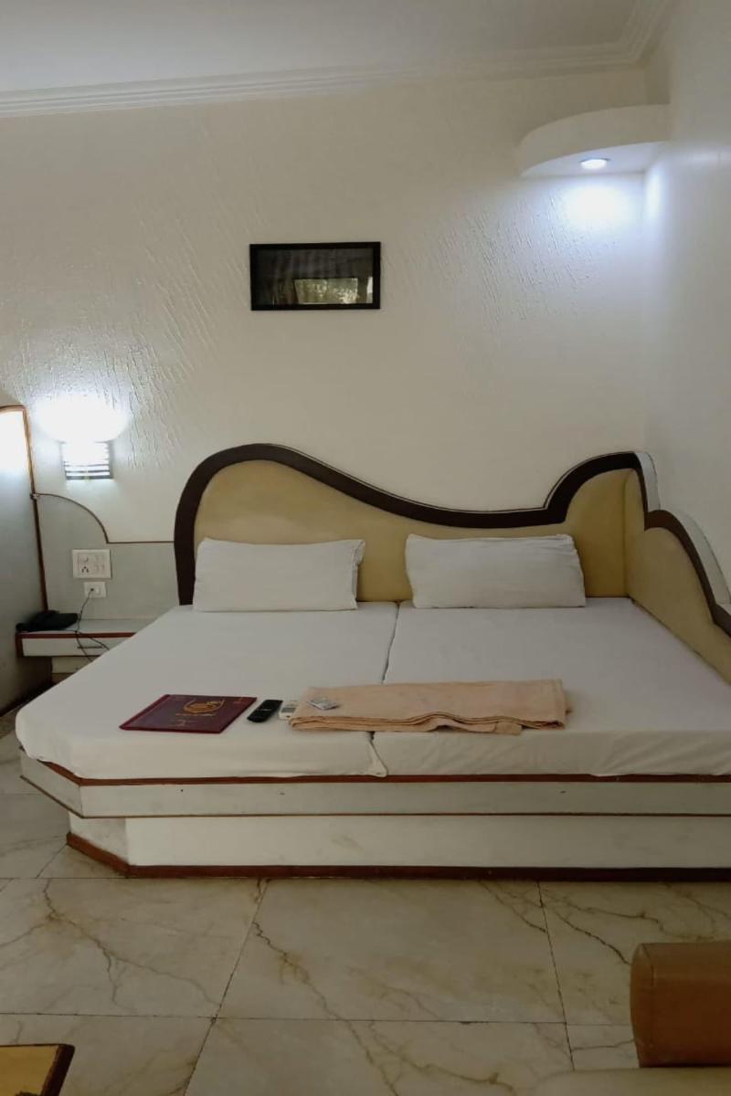 Hotel Harsh Regency image 8