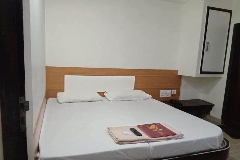 Hotel Harsh Regency image