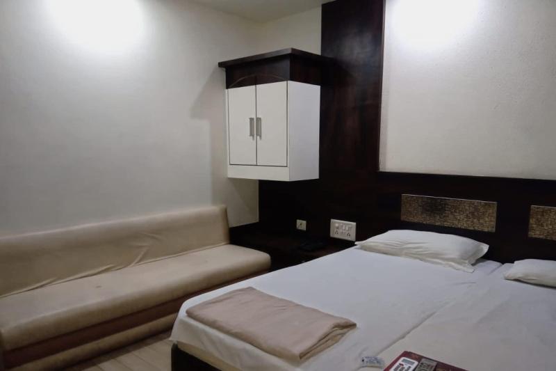 Hotel Harsh Regency image