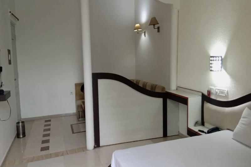 Hotel Harsh Regency image