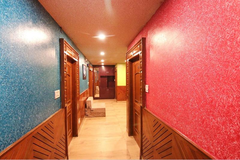 Hotel City Plaza image