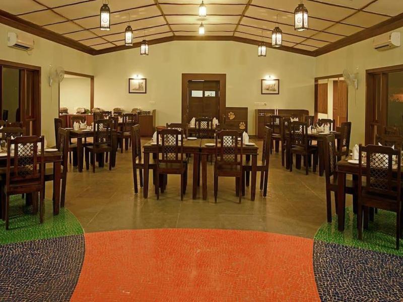 Hotel Highway View image