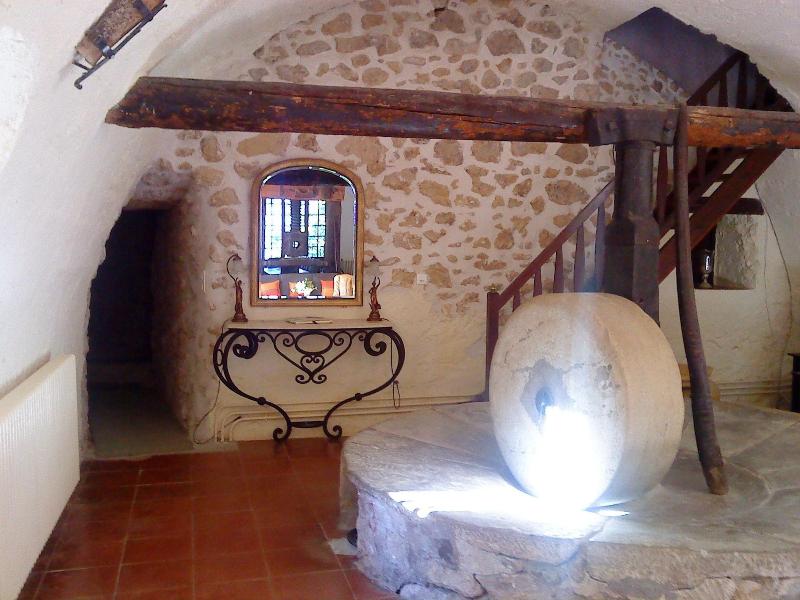 Le Vieux Moulin image