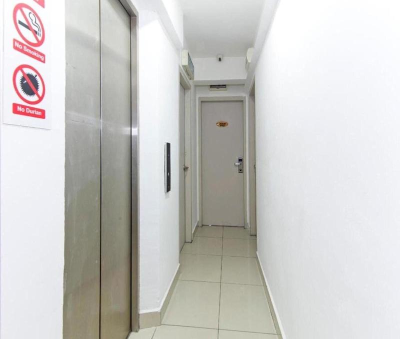 Indah Garden Hotel image