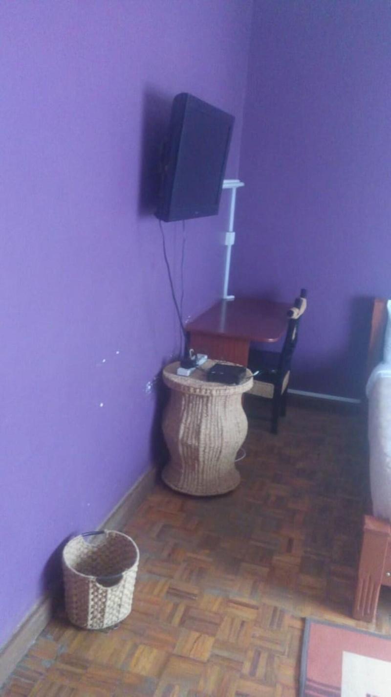 Rose Wood Lounge image