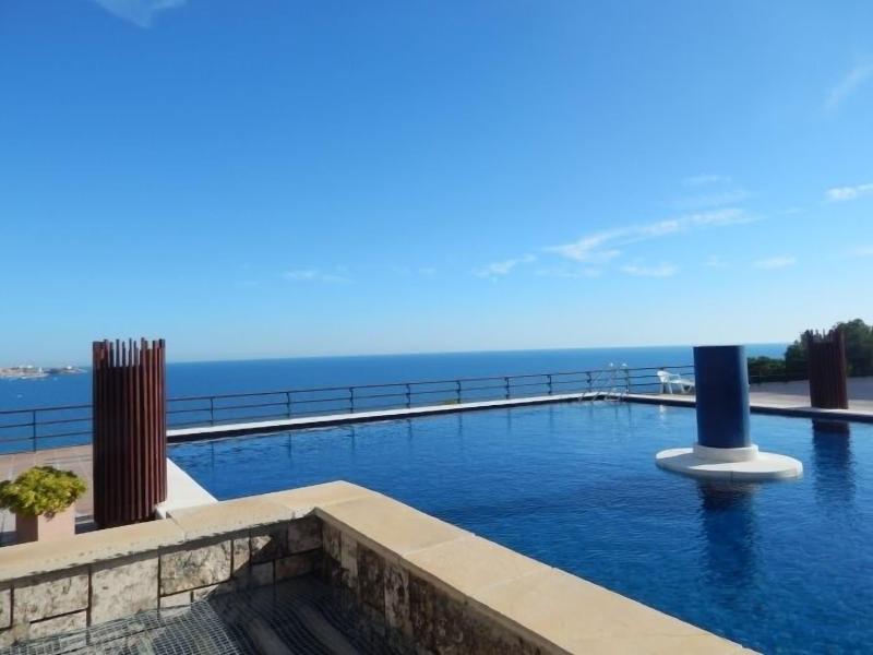 Eden Mar image