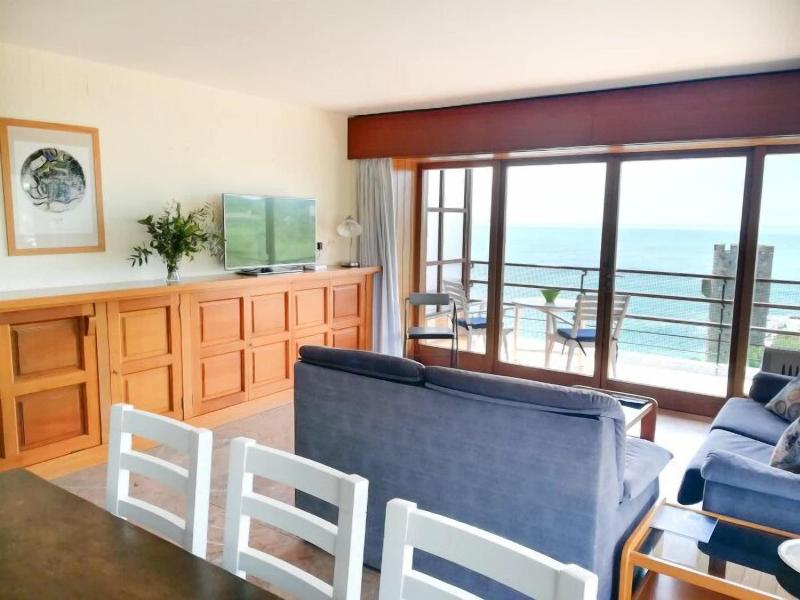 Eden Mar image