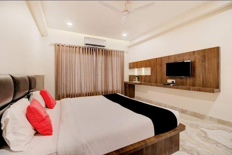 Hotel Krishna Raj image