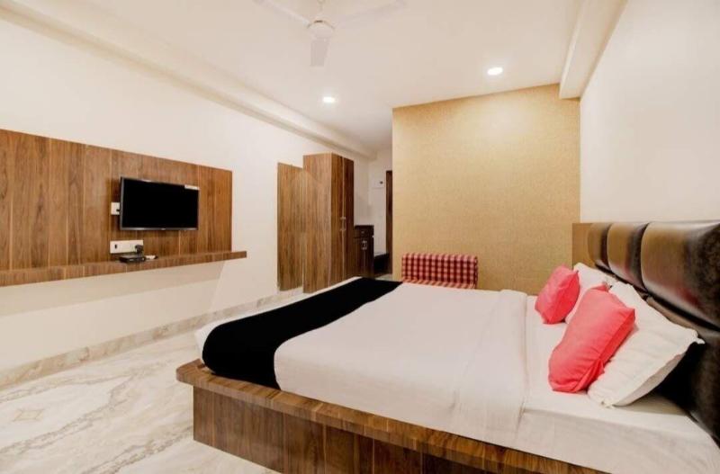 Hotel Krishna Raj image