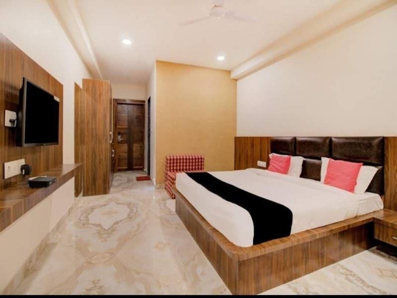 Hotel Krishna Raj image