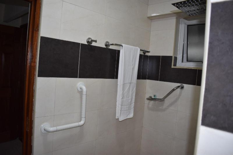 Empolos Hotel Limited 3
