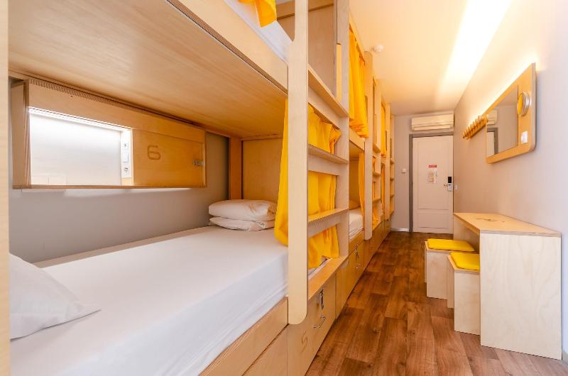 Yes! Lisbon Hostel image