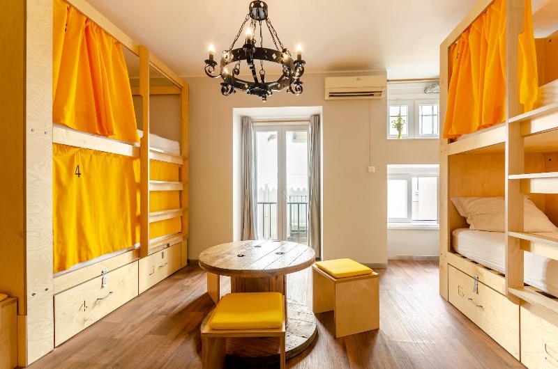 Yes! Lisbon Hostel image