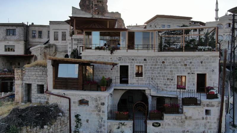 Vigneron Cave Hotel image