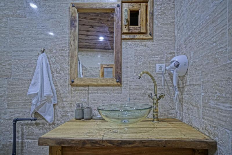 Vigneron Cave Hotel image