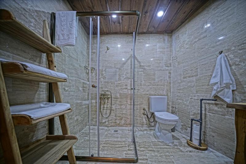 Vigneron Cave Hotel image