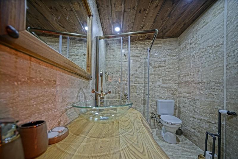 Vigneron Cave Hotel image