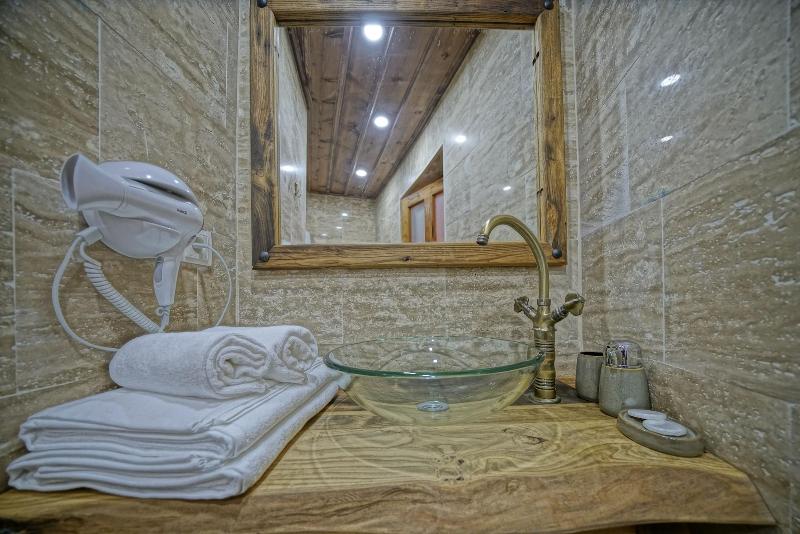 Vigneron Cave Hotel image