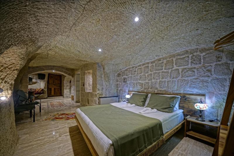 Vigneron Cave Hotel image