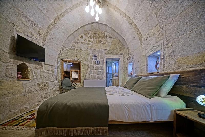Vigneron Cave Hotel image