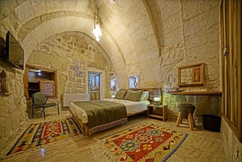 Vigneron Cave Hotel image