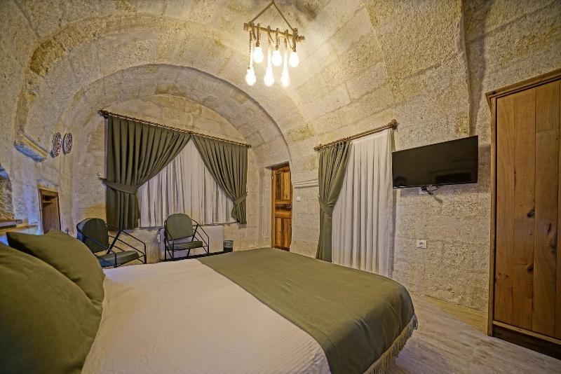 Vigneron Cave Hotel image