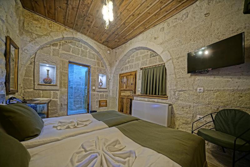 Vigneron Cave Hotel image