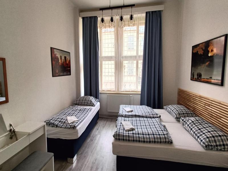 A Plus Hostel - Centrum image