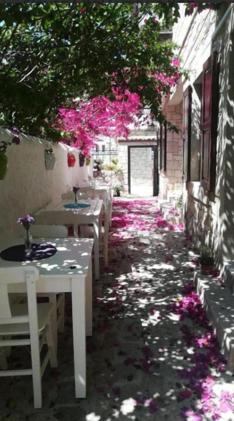 Alayaz Hotel image