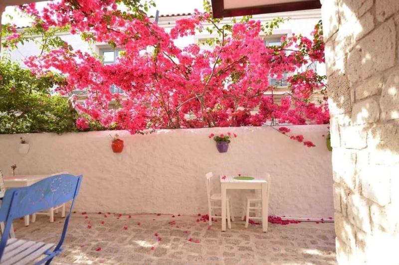 Alayaz Hotel image
