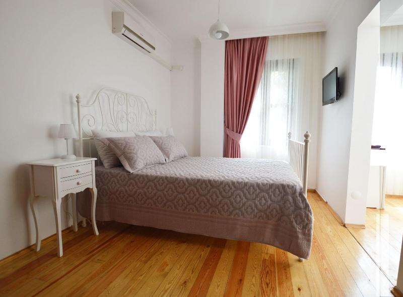 Alayaz Hotel image