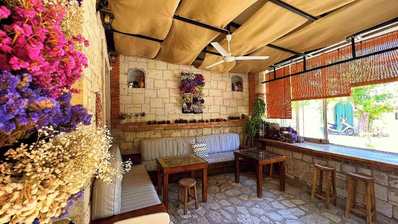 Alayaz Hotel image