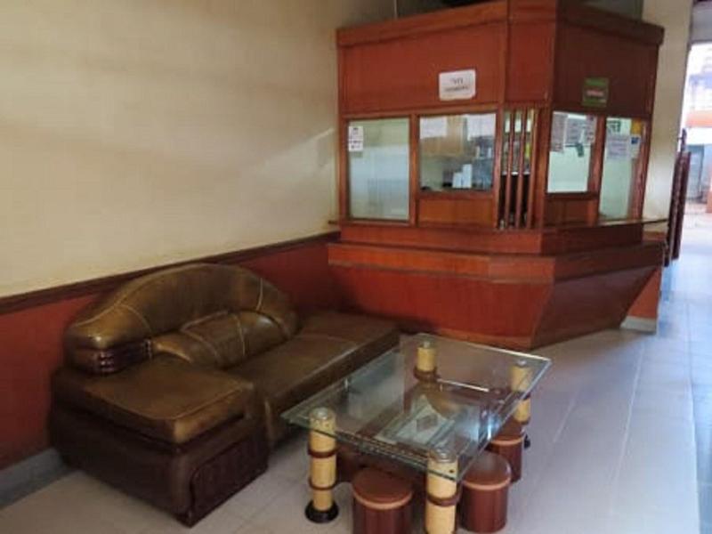 Kings Meat World Hotel image