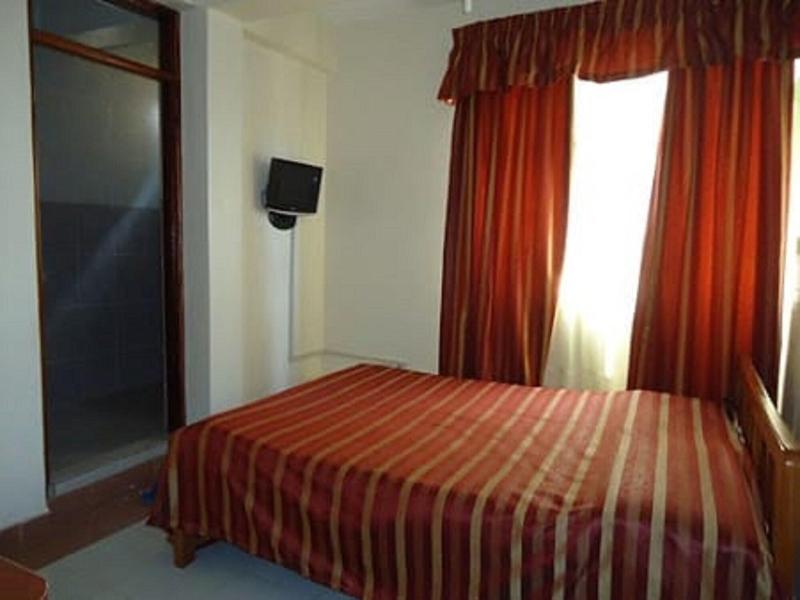 Kings Meat World Hotel image