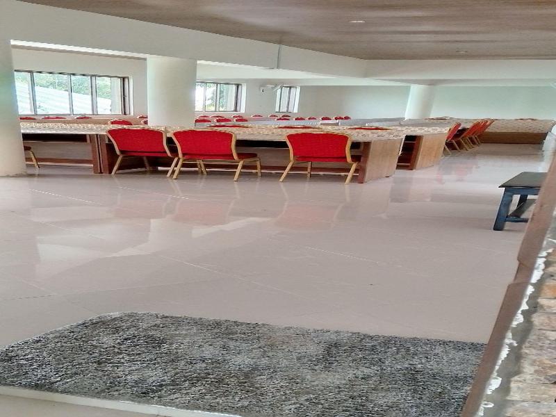 Discovery Courts Hotel image