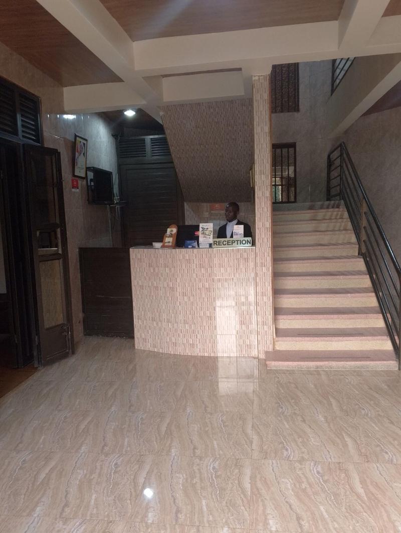 Discovery Courts Hotel image