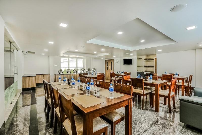The Avenue Suites