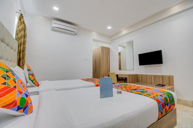 The Avenue Suites — photo 14