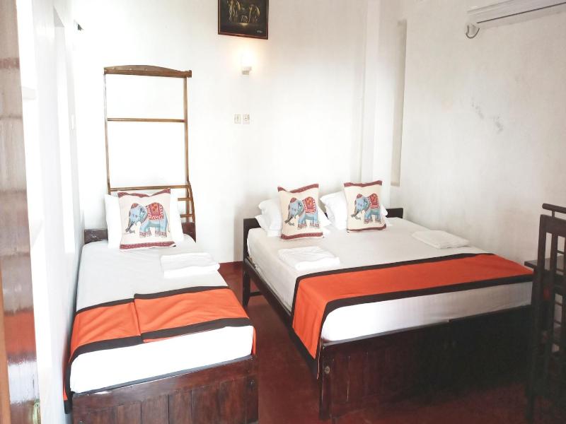 Hotel New Seaside Inn image