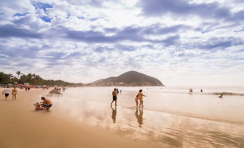 Ponta dos Corais image