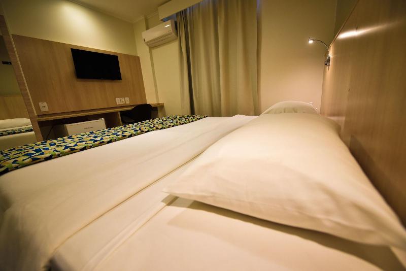 Hotel Rainha dos ApÃ³stolos image