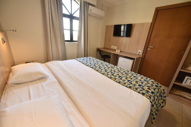 Hotel Rainha dos ApÃ³stolos image