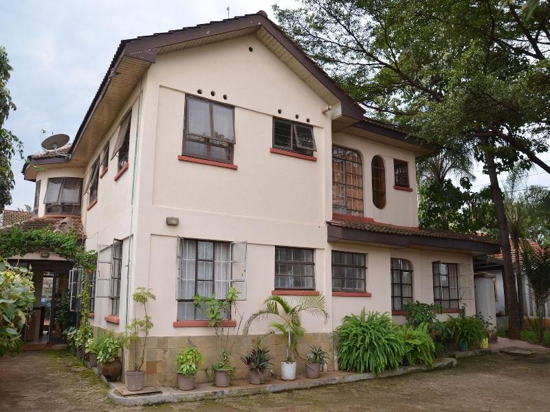 Cosy Garden Guest House image