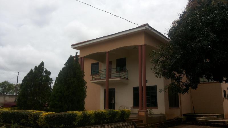 Jojo's Palace Annex