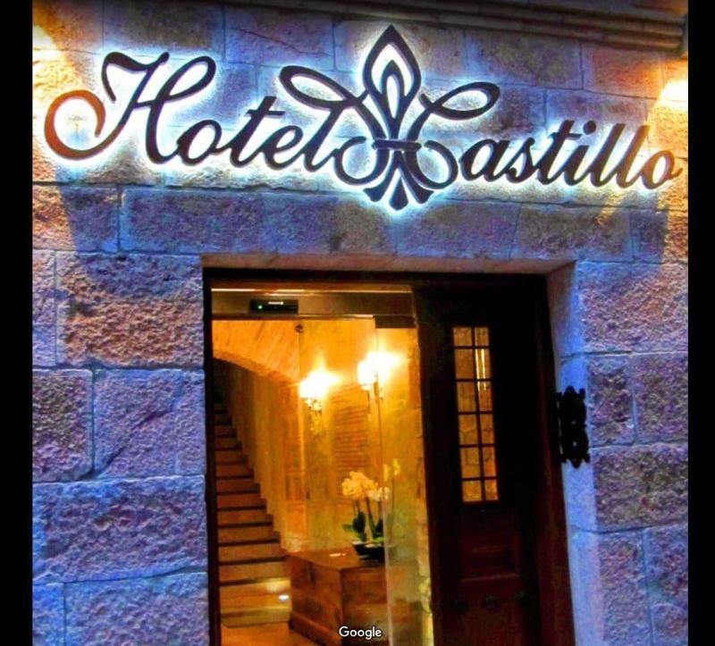 Hotel Castillo de AlquÃ©zar image