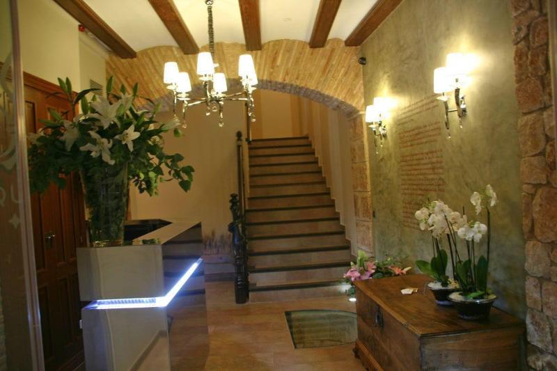 Hotel Castillo de AlquÃ©zar image