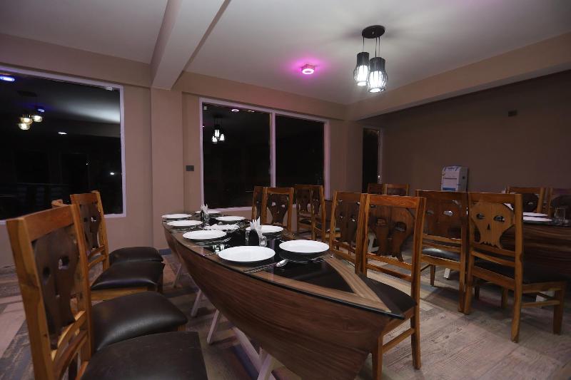 Hotel Smugglers image